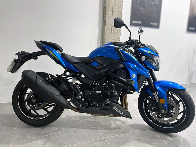 SUZUKI GSX-S750