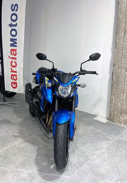 SUZUKI GSX-S750