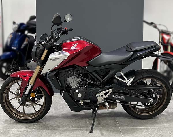 HONDA CB 125 R